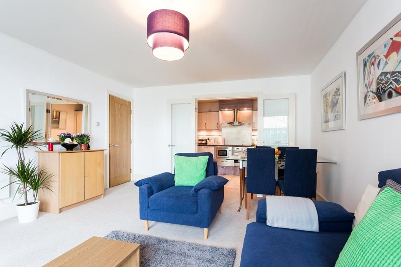 Apartamento St. George Wharf By Thesqua.Re Londres Exterior foto